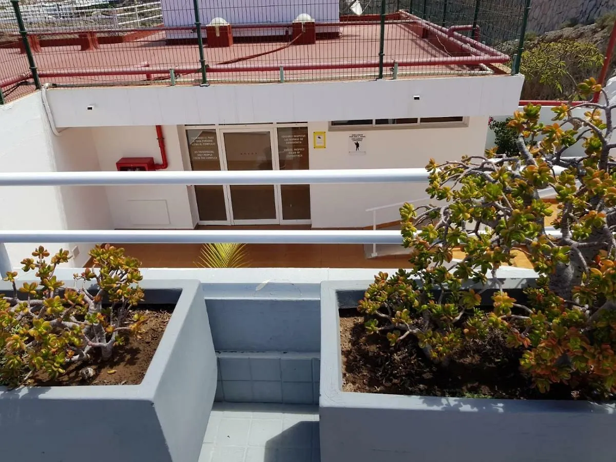 Apt With Terrace Facing Amadores Beach